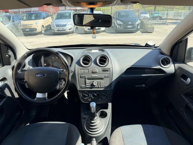 Ford Fiesta 1.4 TDCi 75cv Neopatentati - Foto 9