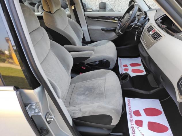 Citroen C4 Grand Picasso 2.0 HDi 138 FAP CMP6 Exclusive - Foto 10