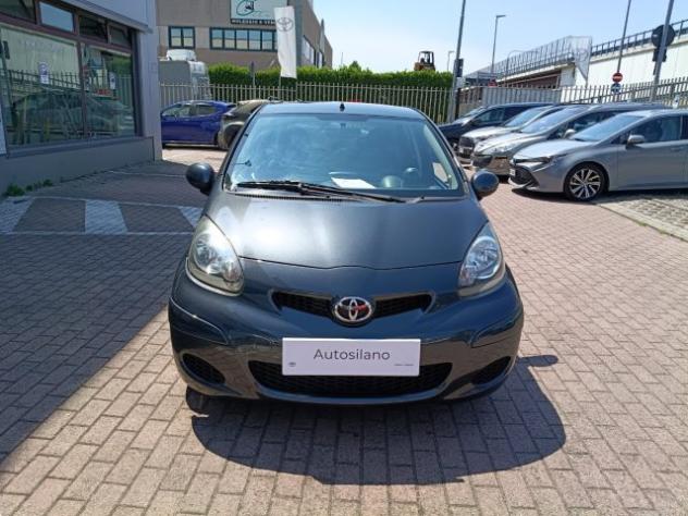 TOYOTA Aygo 1.0 12V VVT-i 5 porte Now Connect rif. 23932010 - Foto 2