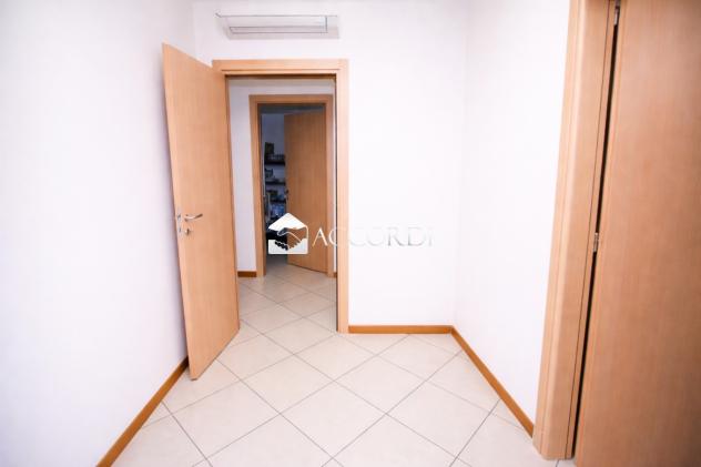 APPARTAMENTO di 4 vani e di 86 mq (ARCADE) rif. SW178 - Foto 13