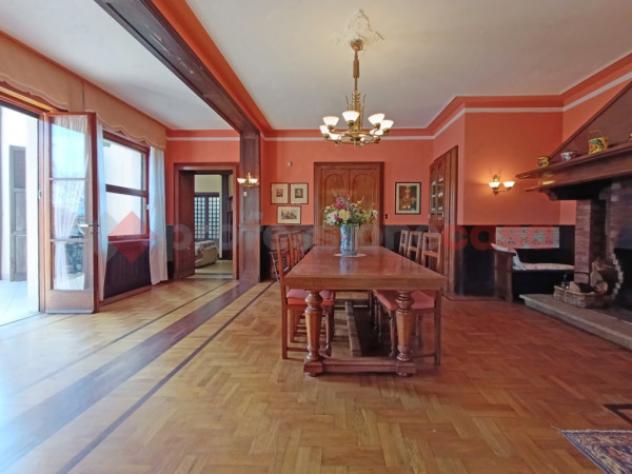 Villa di 450 m² con più di 5 locali e box auto doppio in vendita a Nebbiuno - Foto 7