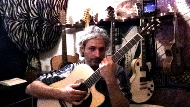 Lezioni private e di gruppo per chitarra, pianoforte, ukulele, armonica - Foto 3