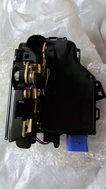 RICAMBI VW VOLKSWAGEN GOLF PLUS VASCA BAGAGLIAIO PROTEZIONE BAULE - Foto 4