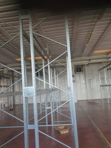Scaffalatura usata Napoli - Foto 3