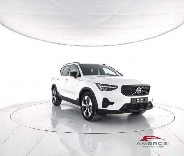 VOLVO XC40 B3 Mild hybrid Benzina Plus Dark rif. 23867688 - Foto 2