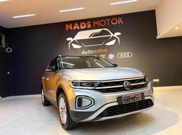 VOLKSWAGEN T-Roc 1.0 TSI R-Line rif. 24121803 - Foto 2