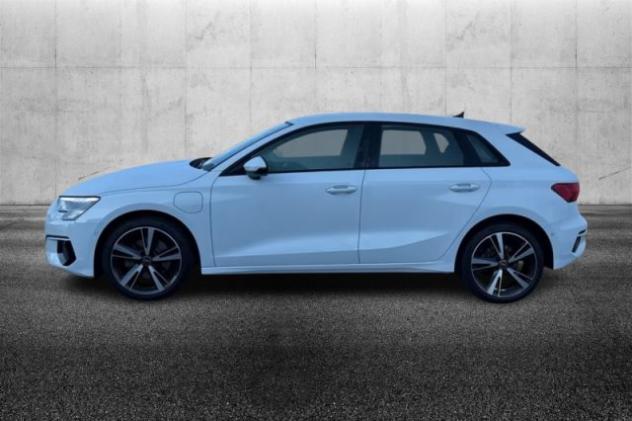 AUDI A3 SPB 40 TFSI e S tronic Business Advanced rif. 23758079 - Foto 3