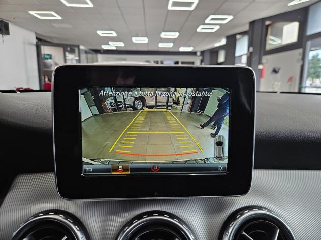 Mercedes-benz GLA 200 d Automatic Sport - NEOPATENTATI - Foto 9