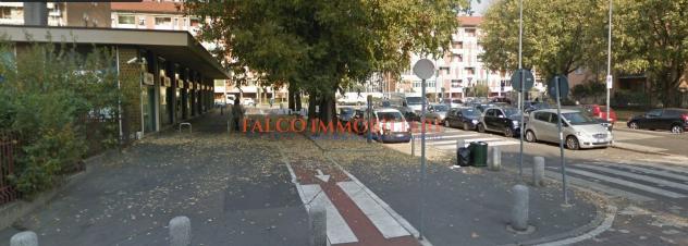 MILANO, VIA AMORETTI - MAGAZZINO 303 MQ CON ACCESSO CARRAIO - Foto 6