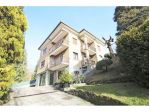 VILLA singola divisa in due APPARTAMENTI AUTONOMI