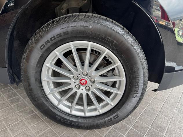Jaguar F-Pace 2.0D 180cv PURE - Foto 5