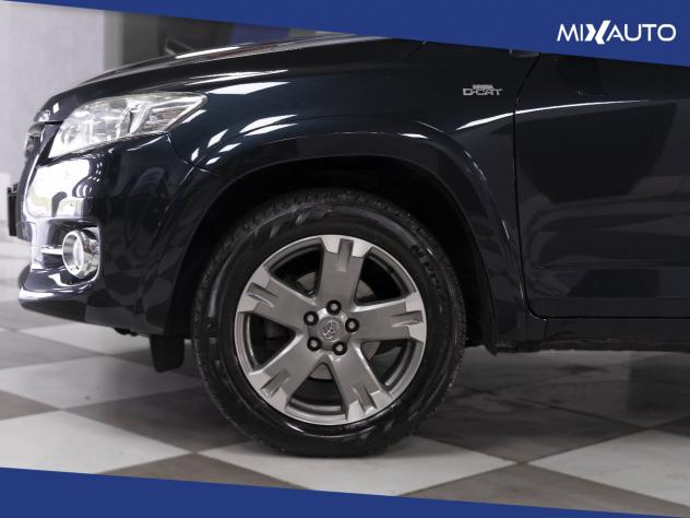 Toyota RAV 4 2.2 Crossover D-4D Exclusive 150CV Auto - Foto 8