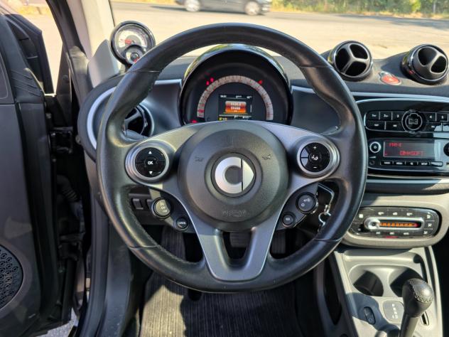 Smart ForTwo 70 1.0 twinamic Prime CV-71 E6 Automatico NEO 2017 - Foto 7
