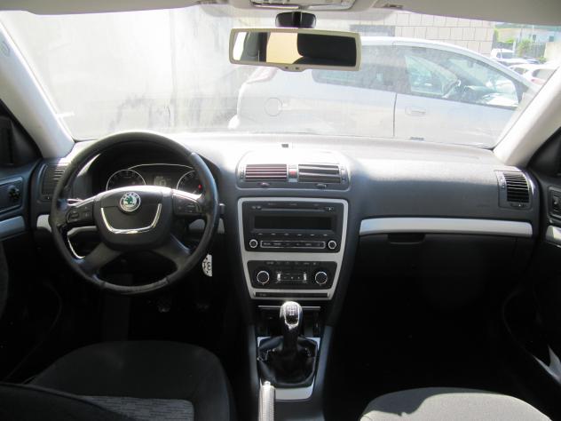 Skoda Octavia 1.6 TDI CR 105 CV Wagon Ambition - Foto 3
