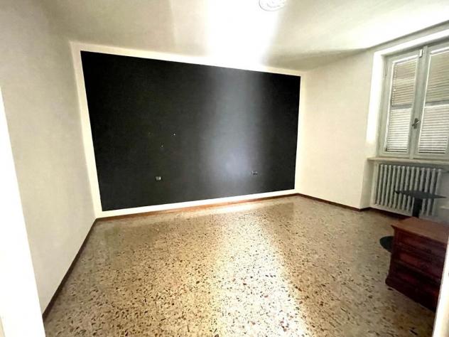 libero subito.. rande 2 locali + servizi - no spese - Foto 16