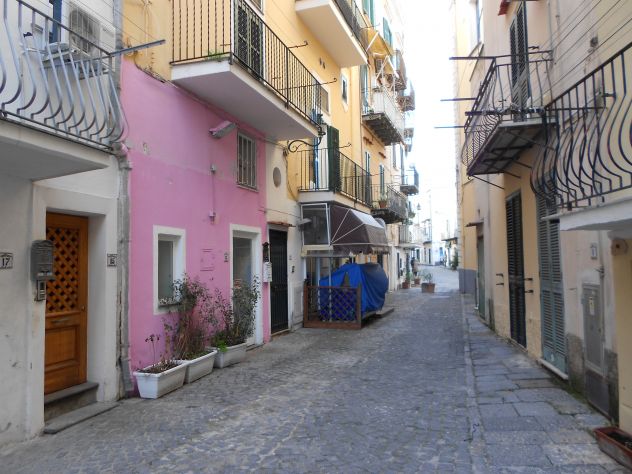 locale commerciale a ischia ponte - Foto 3