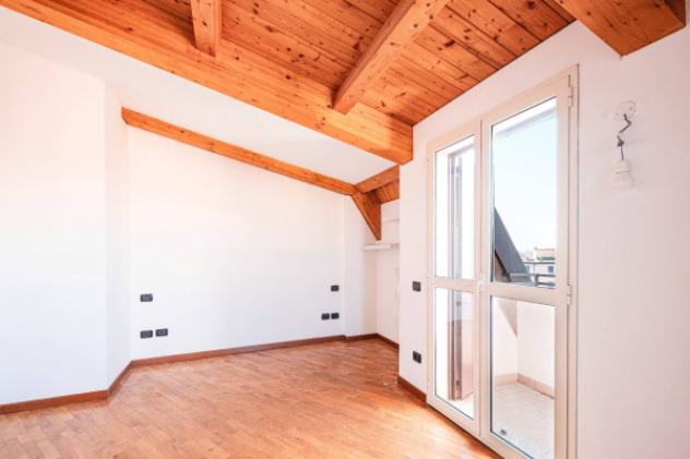 Appartamento di 80 m² con 3 locali in affitto a Milano - Foto 8