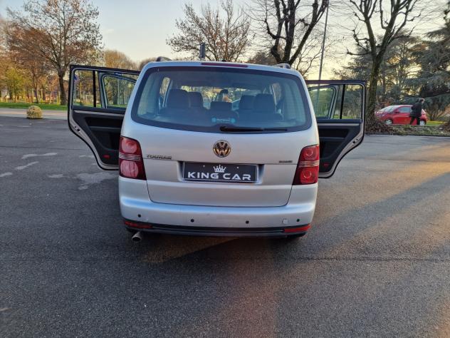 Volkswagen Touran 2.0 Highline Ecofuel - Foto 9