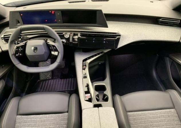 PEUGEOT 5008 1.2 Hybrid 136cv e-DCS6 Allure Pack Navi - 7 Posti rif. 23683755 - Foto 8