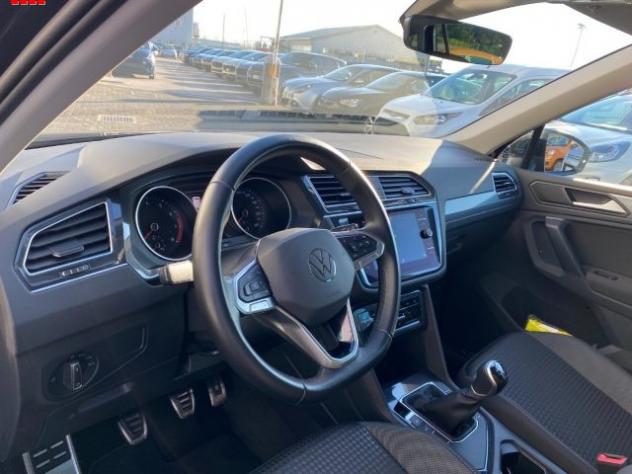 VOLKSWAGEN Tiguan 1.5 TSI 150 CV ACT active rif. 23927028 - Foto 9