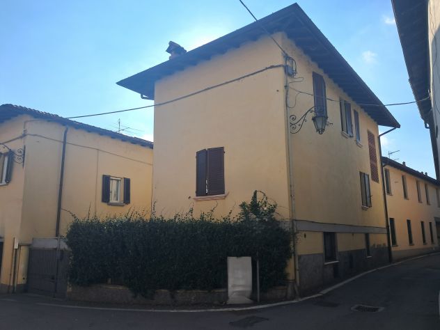 Cazzago Brabbia - casa semindipendente ristrutturata