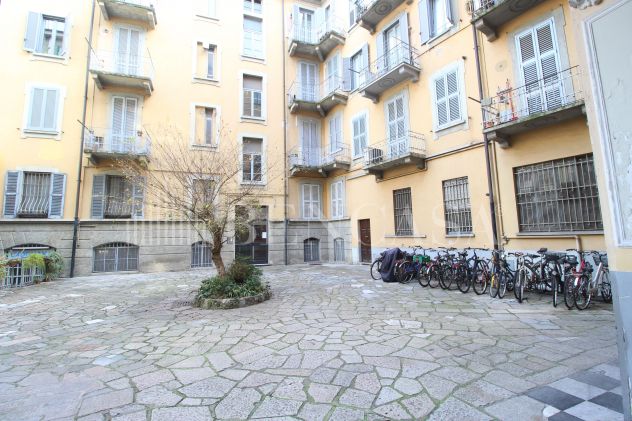Milano – Via Fiamma | Ultimo piano luminosissimo in stabile d’epoca - Foto 10