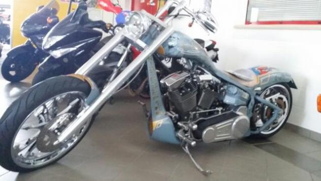 HARLEY-DAVIDSON VRSCSE Screamin' Eagle V-ROD SCAMBIO rif. 23772077