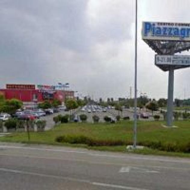 Centro Commerciale Piazzagrande