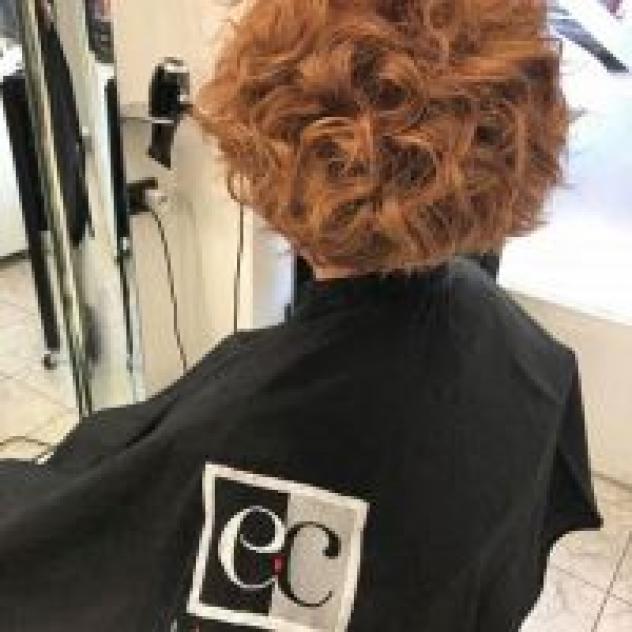 Elvira Castello Parrucchieri - Foto 3
