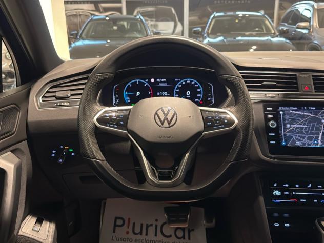 Volkswagen Tiguan 2.0 TDI 150cv SCR R-Line DSG IQ-Light Navi 19” - Foto 9
