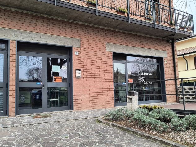 Ampio locale commerciale, ufficio, laboratorio - Foto 2