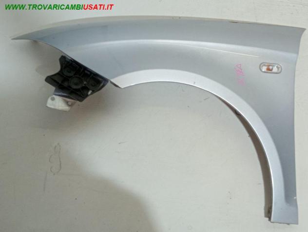PARAFANGO ANT. SX ARGENTO 999-U1560667 Carrozzeria  Lamierati esterni  Fiancate  Parafango ant. SEAT - ALTEA - 2004  2009, SEAT - ALTEA XL - 2006  200