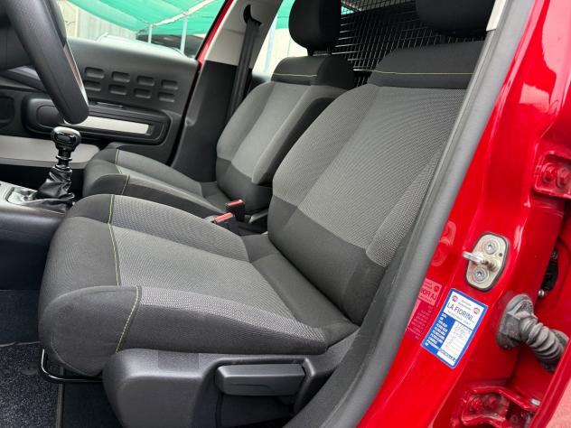 Citroen C3 BlueHDi 100 S&S Van Feel Autocarro - Foto 9