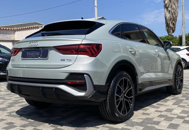 Audi Q3 SPB S line interno ed esterno 2.0 TDI 150CV s-tronic 35 - Foto 4