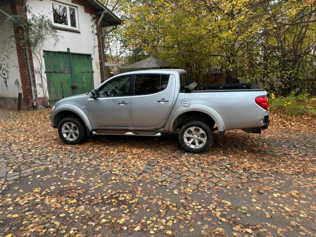 Mitsubishi L200 2.5 DI-D/178CV DC Intense Plus DPF - Foto 8