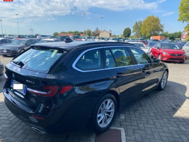 BMW 520 d 48V xDrive Touring Business rif. 24093517 - Foto 5