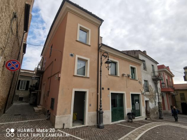 Locale commerciale in vendita a Moscufo