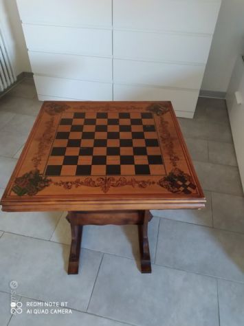 Tavolino quadrato da gioco ribaltabile