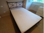 LETTO IN FERRO BATTUTO CON DOGHE E MATERASSO