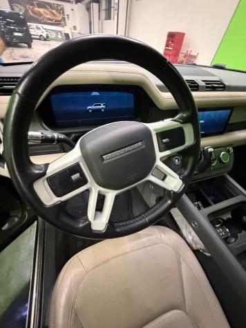 Land Rover Defender 110 2.0 Si4 PHEV 404 CV AWD Auto - Foto 4
