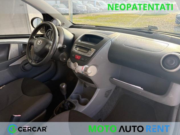 Toyota Aygo 1.0 12V VVT-i 5 porte OK NEOPATENTATI 5 PORTE - Foto 9