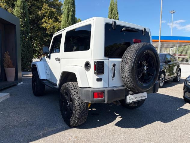 Jeep Wrangler Unlimited 2.8 CRD DPF Sahara Auto - Foto 4