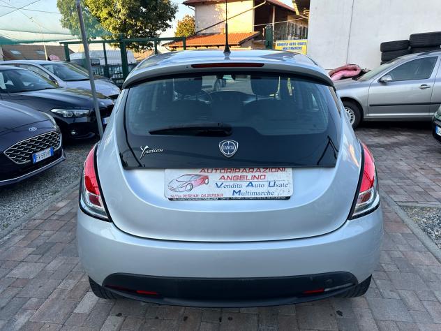 Lancia Ypsilon 1.2 69 CV 5 porte GPL Ecochic Gold - Foto 10