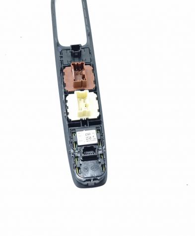PULSANTIERA ANTERIORE SINISTRA RENAULT Captur Serie 254113300R (1319) - Foto 9
