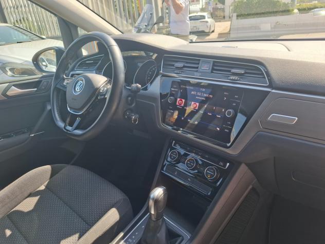 Volkswagen Touran 2.0 TDI 115 CV DSG 7 POSTI! - Foto 8