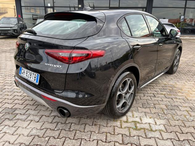 Alfa Romeo Stelvio 2020 - 2.2 t Veloce Q4 210cv auto - Foto 2