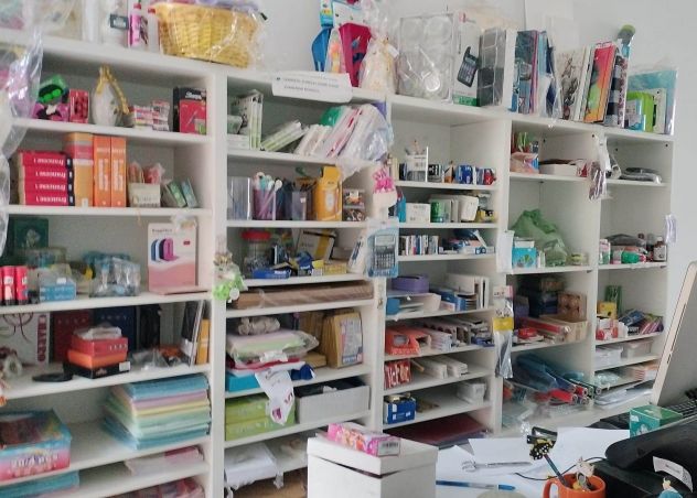 Svendita articoli di cartoleria NUOVO, per chiusura attività.