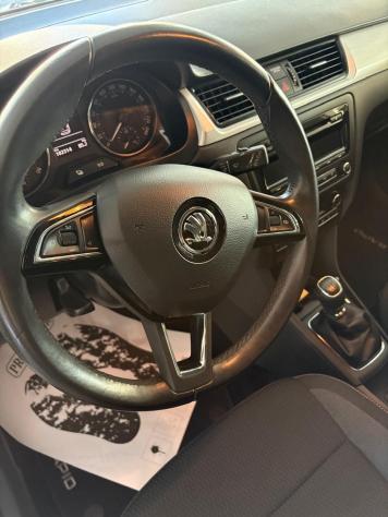 Škoda Rapid Spaceback 1.2 TSI 63kW Elegance - Foto 9
