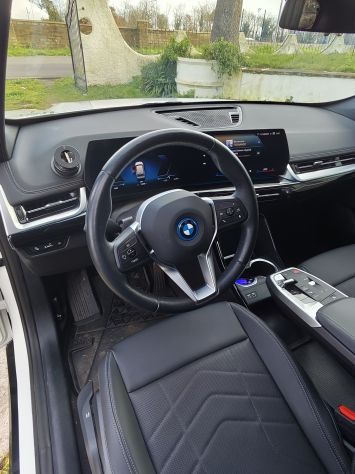 BMW ix1 - Foto 2