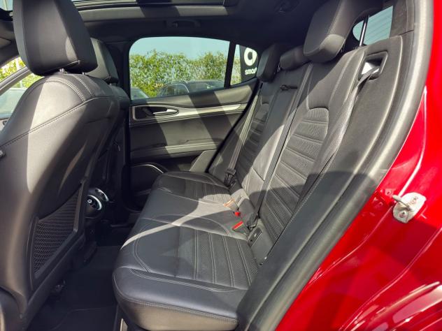 Alfa Romeo Stelvio 2.2 TD 210 CV Veloce AT8 Q4 - Foto 8